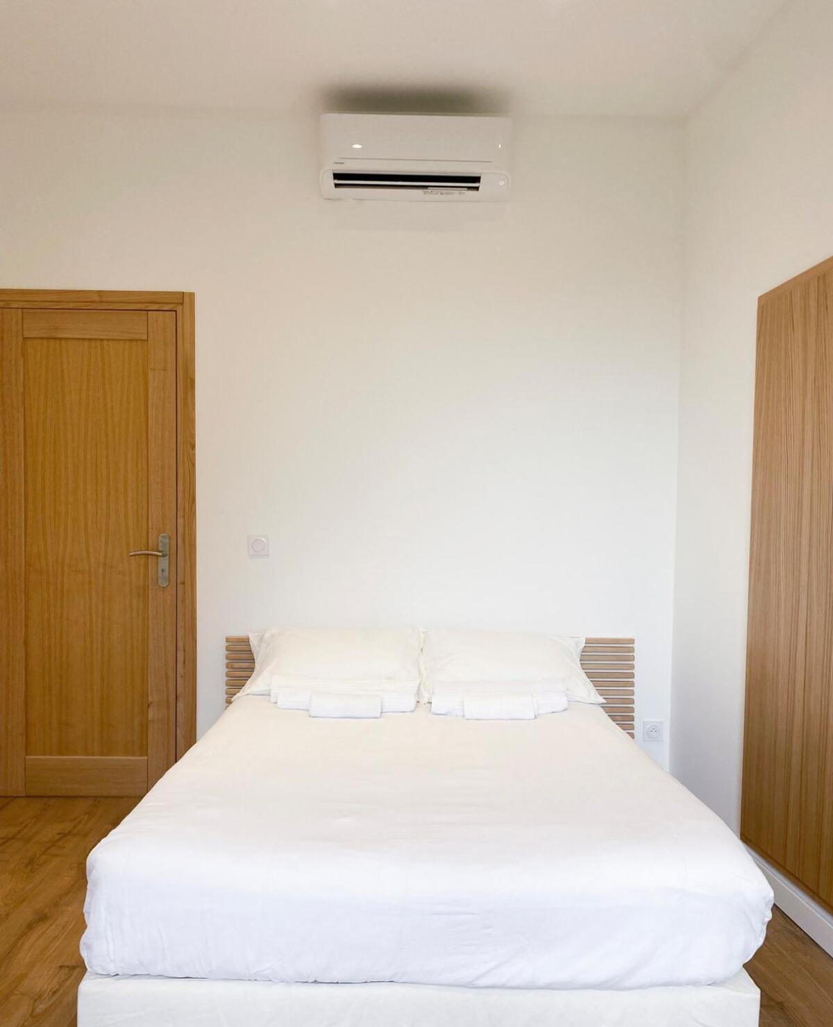 Appartement Place Saint Nicolas - Bastia (Corsica)
